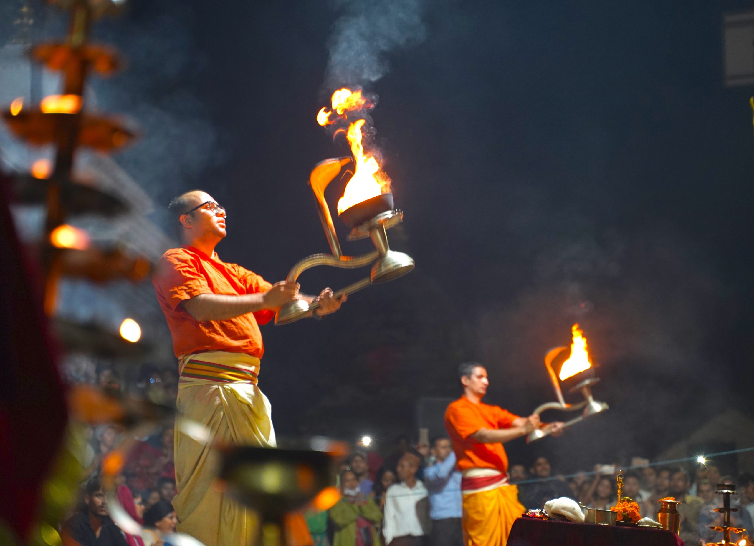 Ganga-Aarti-tramp travellers